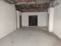 Por 63000€ local en zona Doctor Marañon