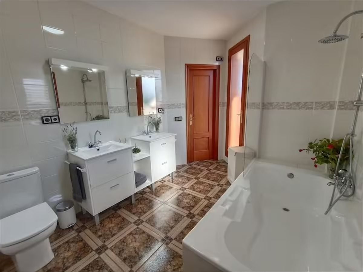 Por 1500000€ villa de alto standing