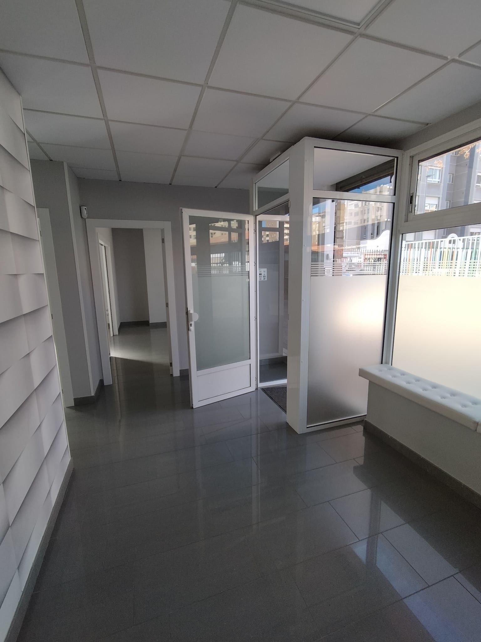 Por 99000€ Zona Plaza la Olivera