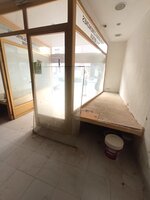 Alquiler local 700€ zona Doctor Marañon